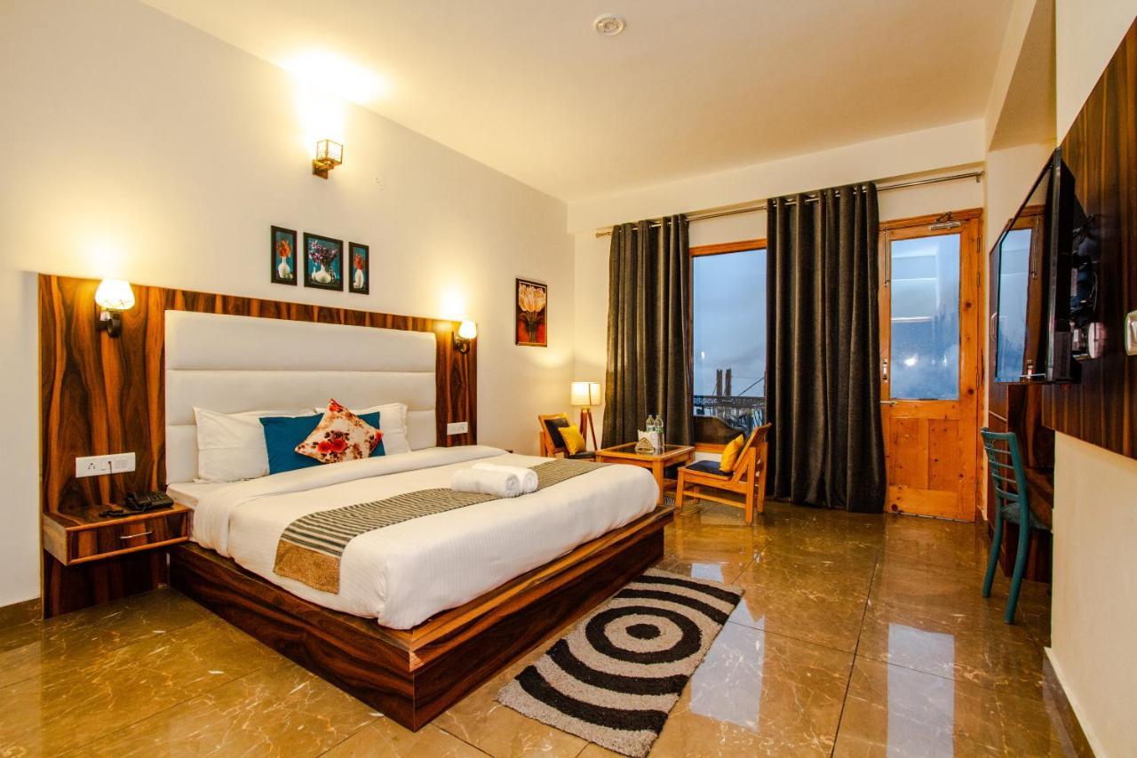 Eden Oaks Hotel Manali  Luaran gambar