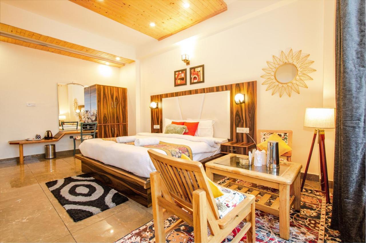 Eden Oaks Hotel Manali  Luaran gambar