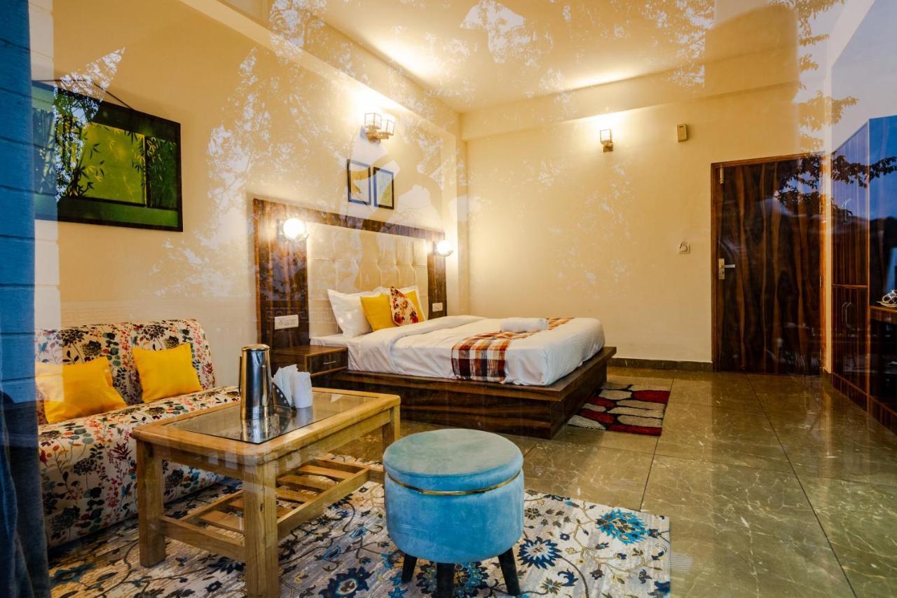 Eden Oaks Hotel Manali  Luaran gambar
